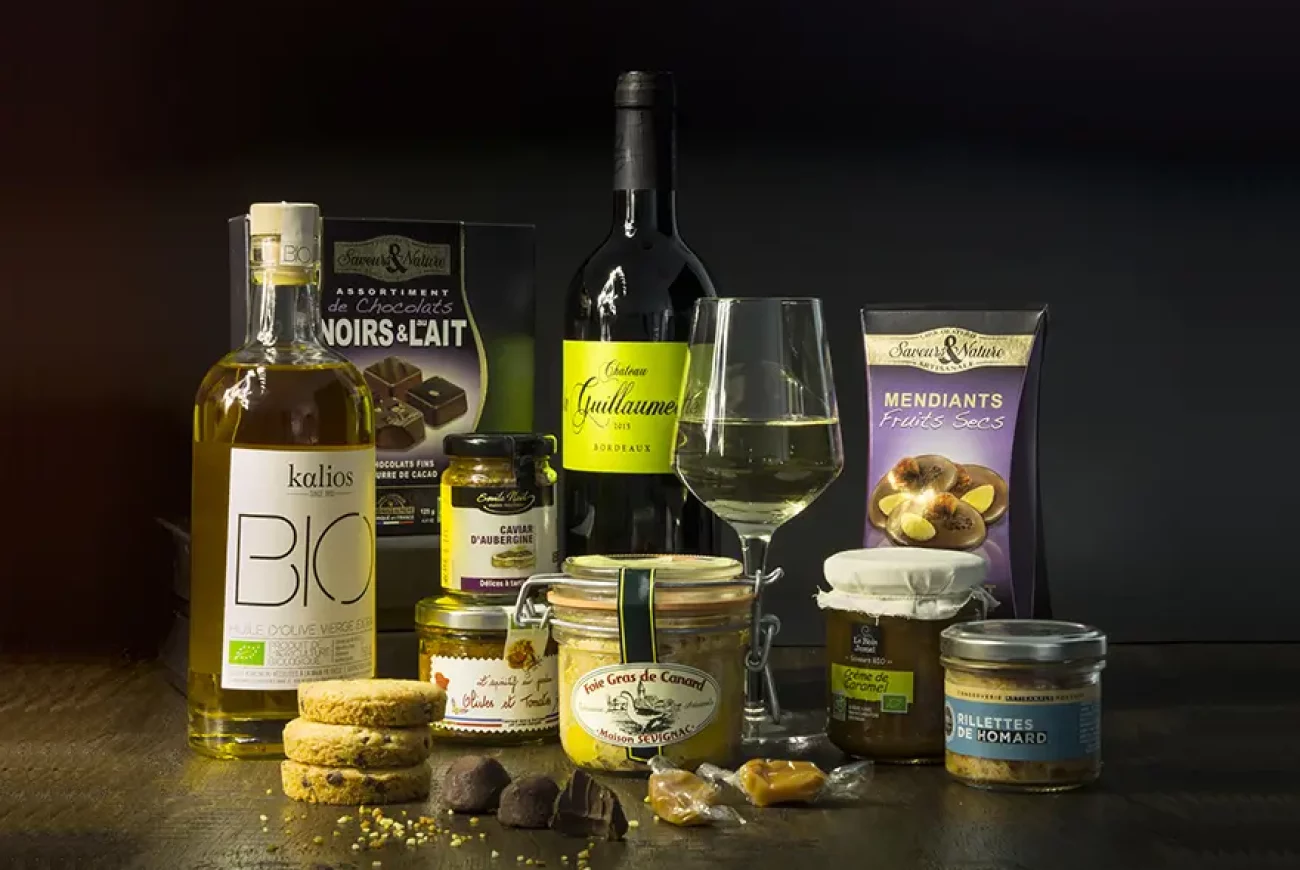 Présentation de produits bio pour coffret cadeaux CSE